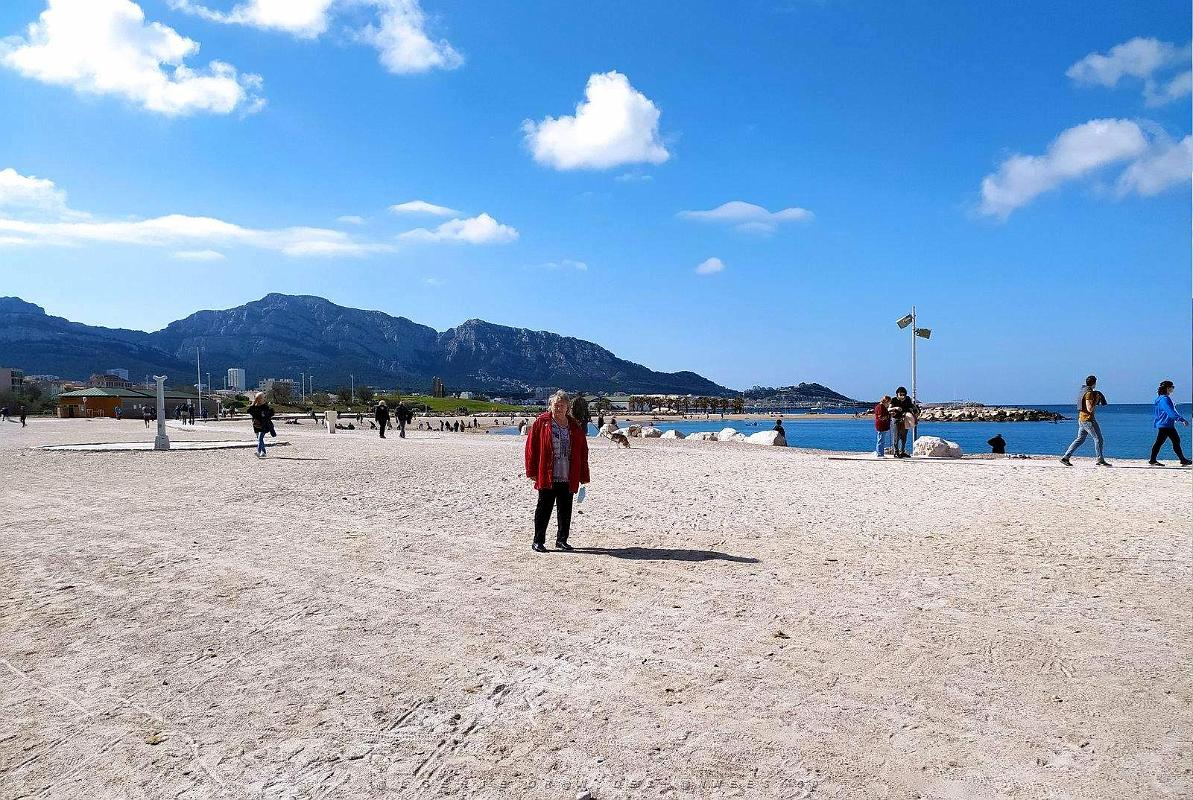 27 Marseille - Plage Prado-Borely.jpg
